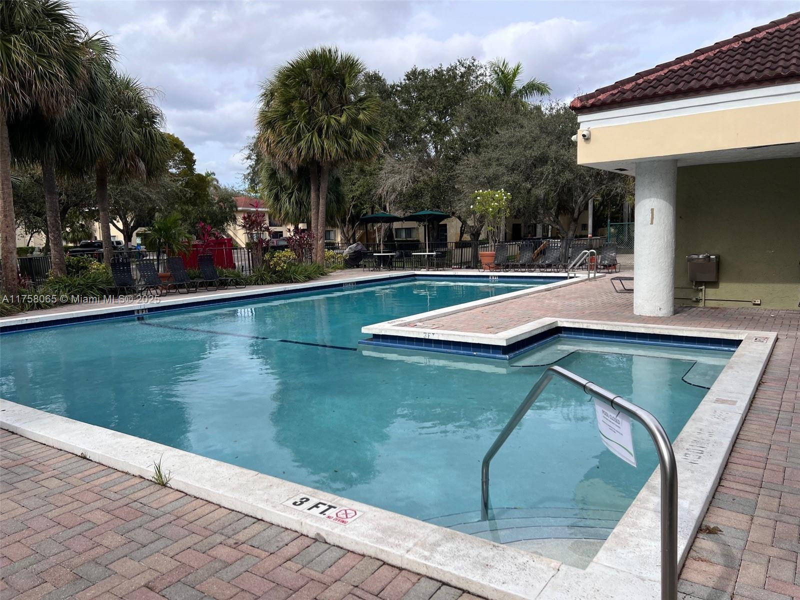 MARINA OAKS CONDO - Residential Lease