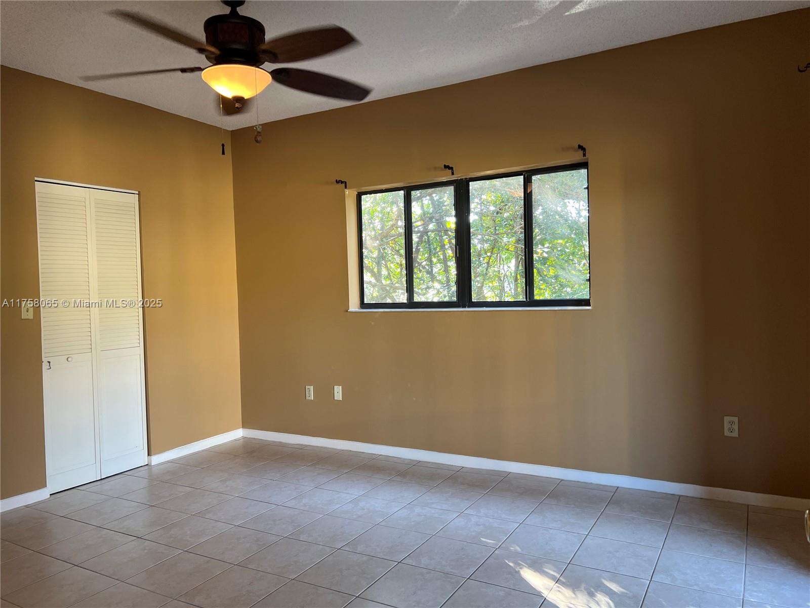 MARINA OAKS CONDO - Residential Lease