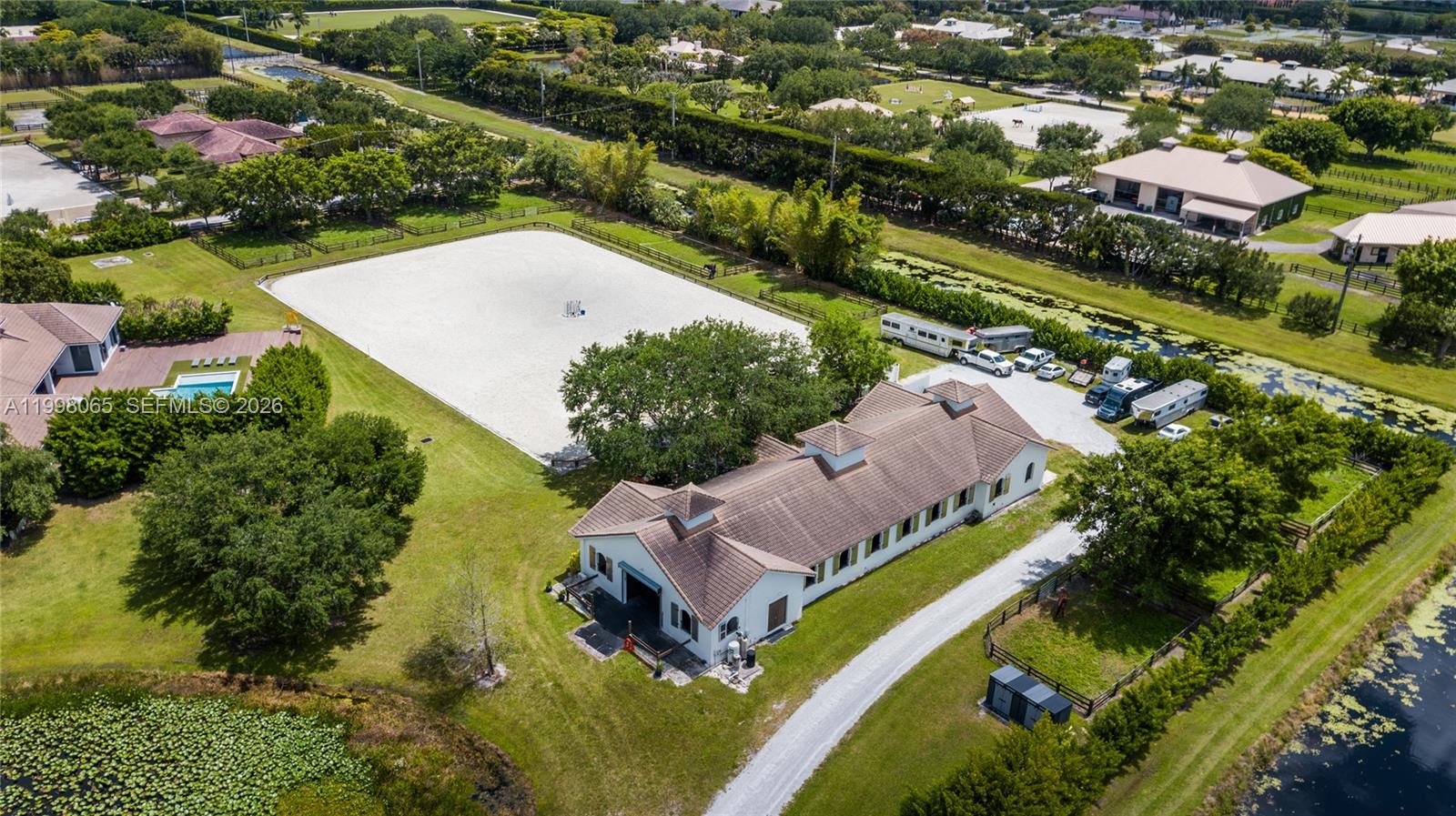 PALM BEACH POINT - Residential