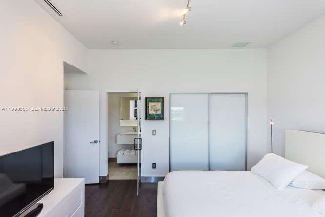 PALM BEACH POINT - Residential