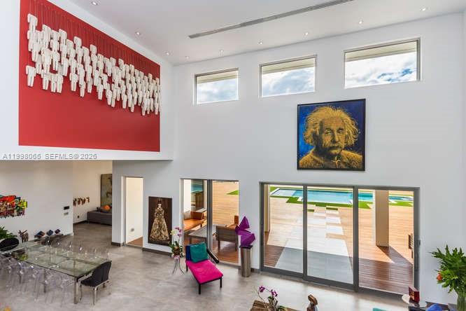 PALM BEACH POINT - Residential