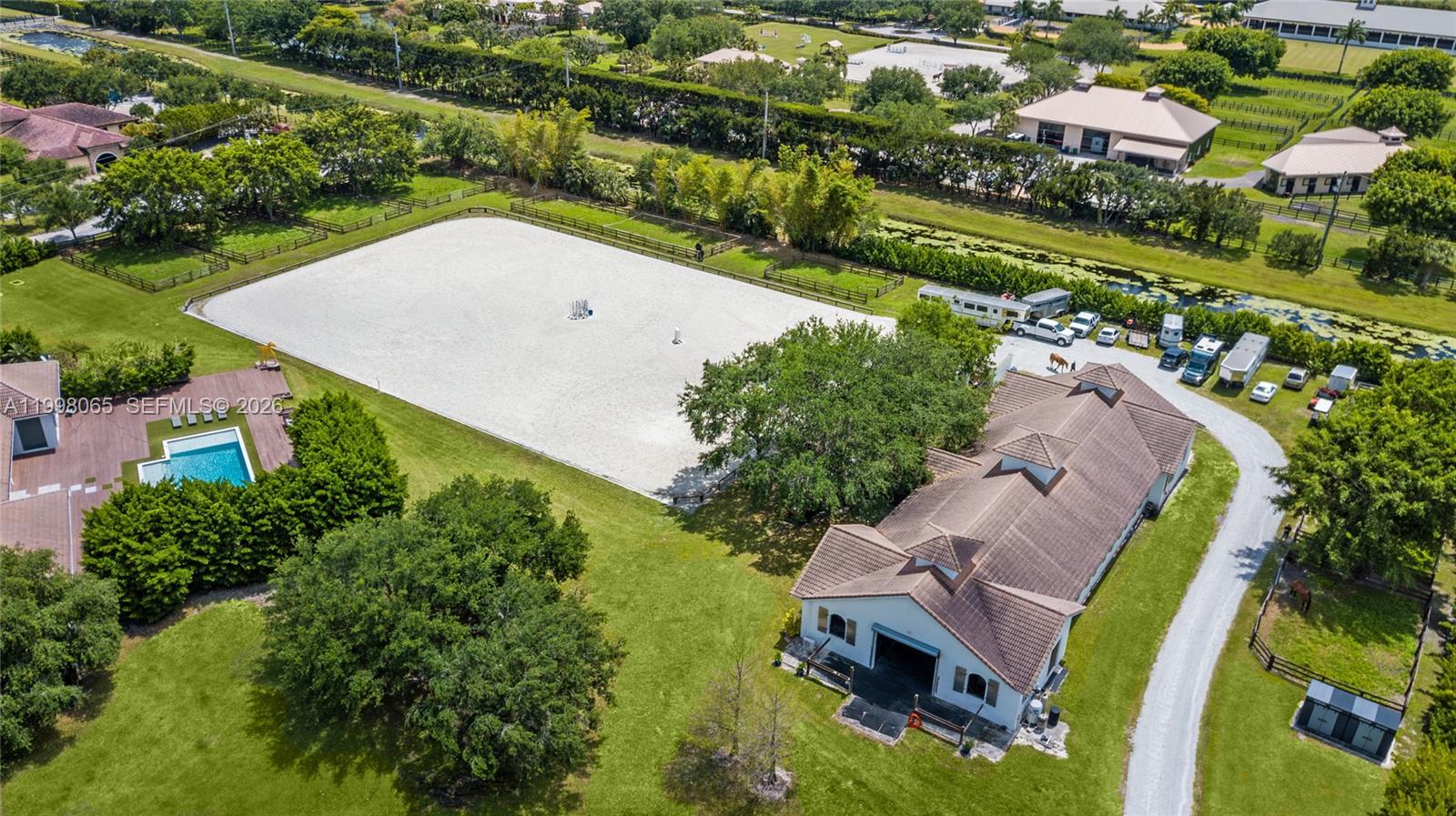 PALM BEACH POINT - Residential