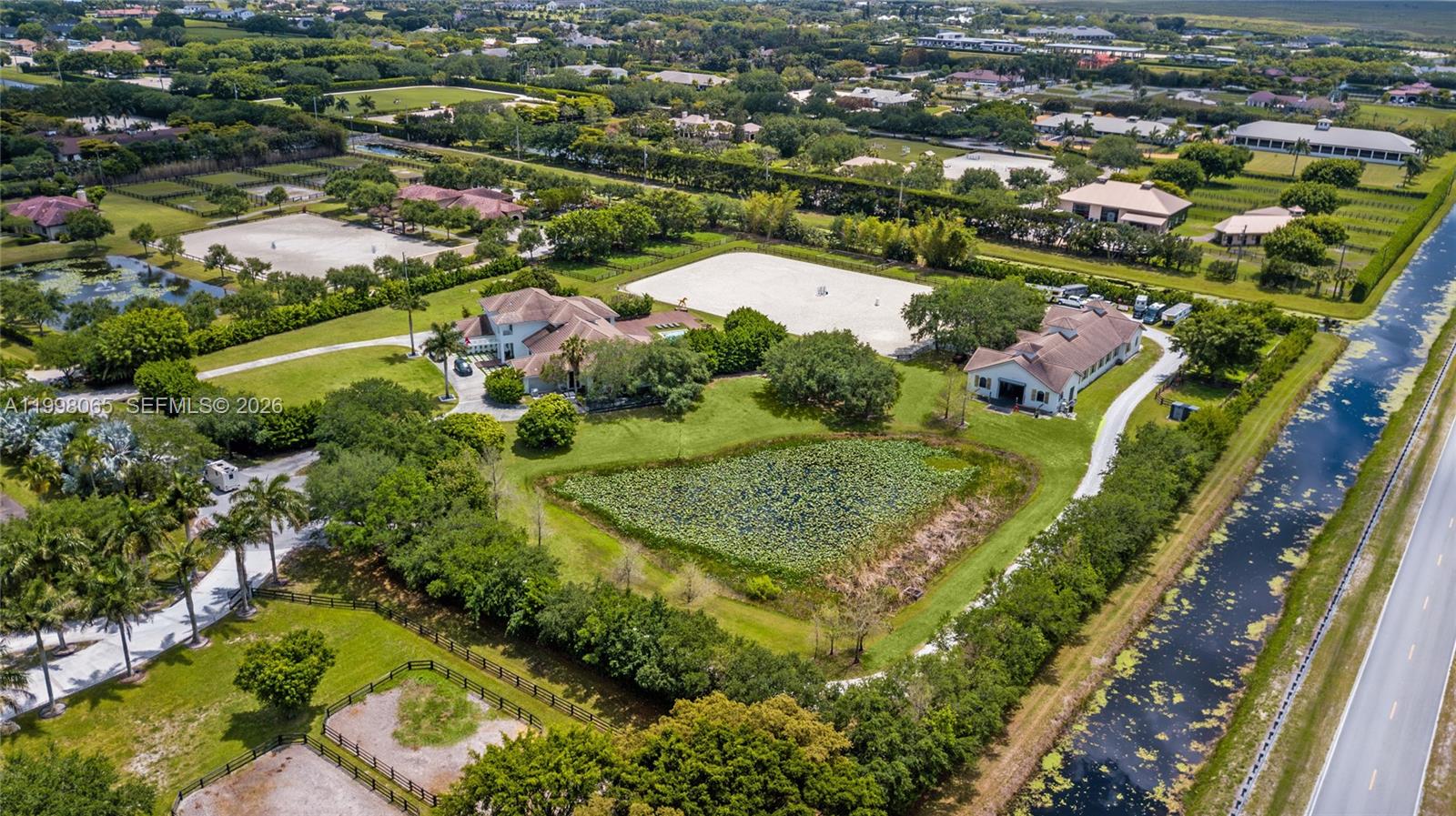 PALM BEACH POINT - Residential