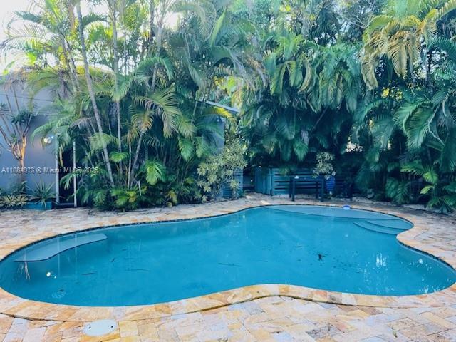 DAVIS HEIGHTS - Residential