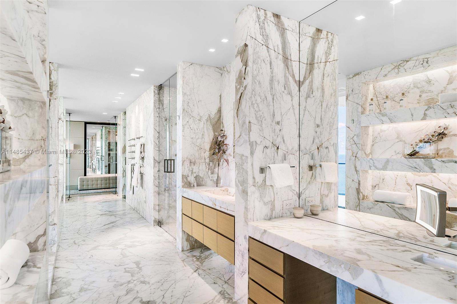 REGALIA CONDO - Residential