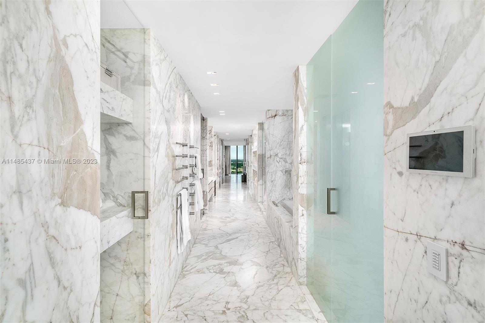 REGALIA CONDO - Residential