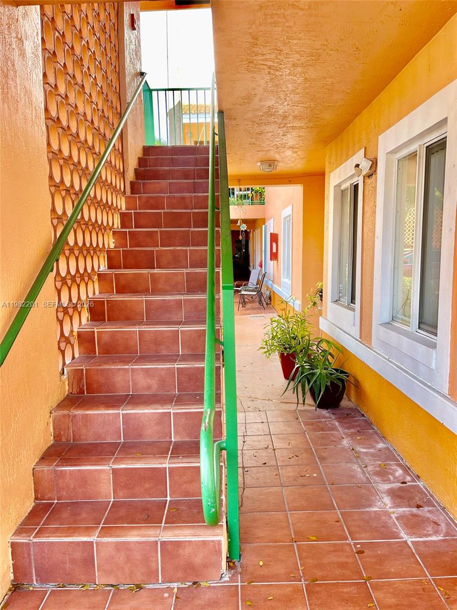 VISTA AL LAGO CONDO - Residential Lease