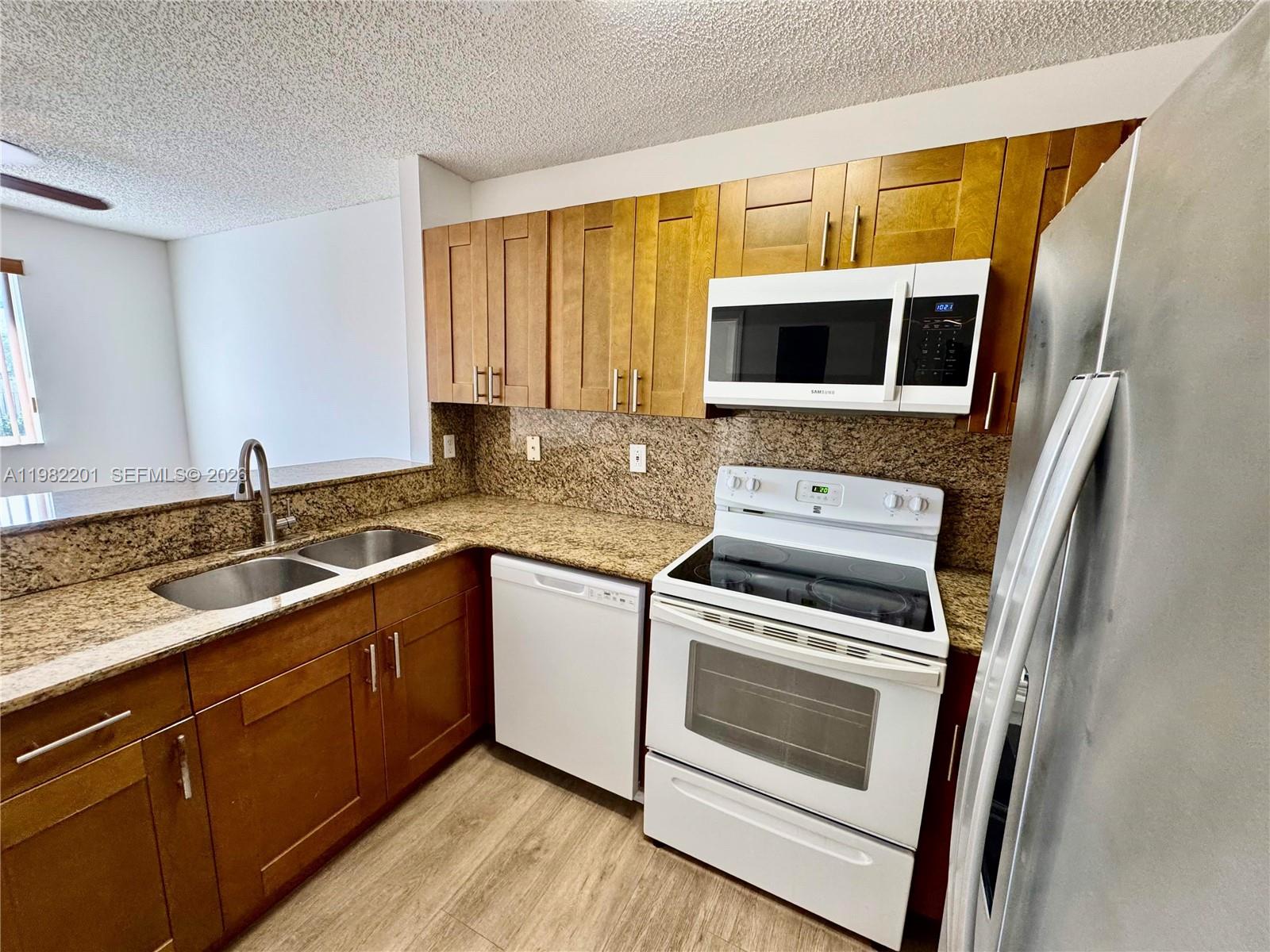 VISTA AL LAGO CONDO - Residential Lease