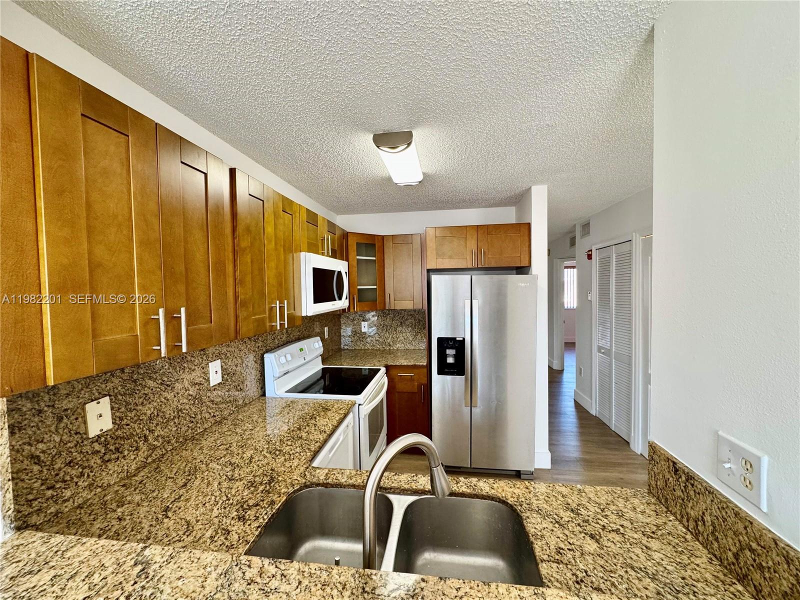 VISTA AL LAGO CONDO - Residential Lease