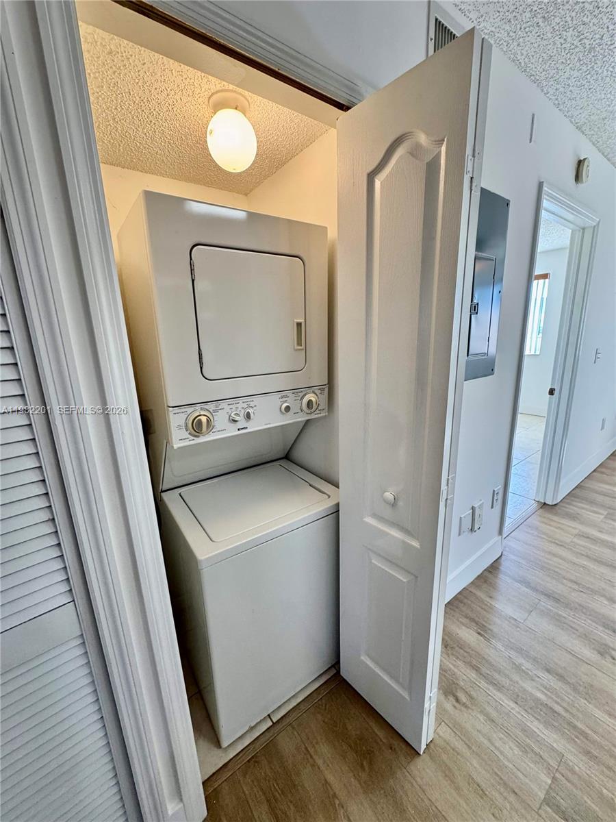 VISTA AL LAGO CONDO - Residential Lease