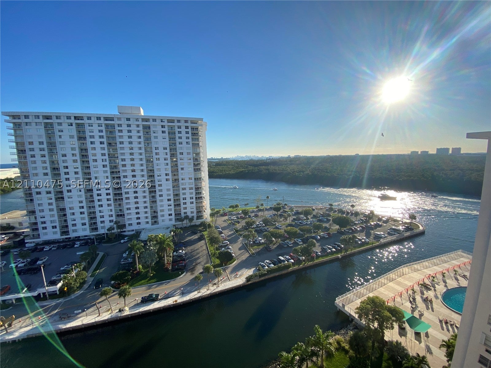 400 Kings Point Dr 601