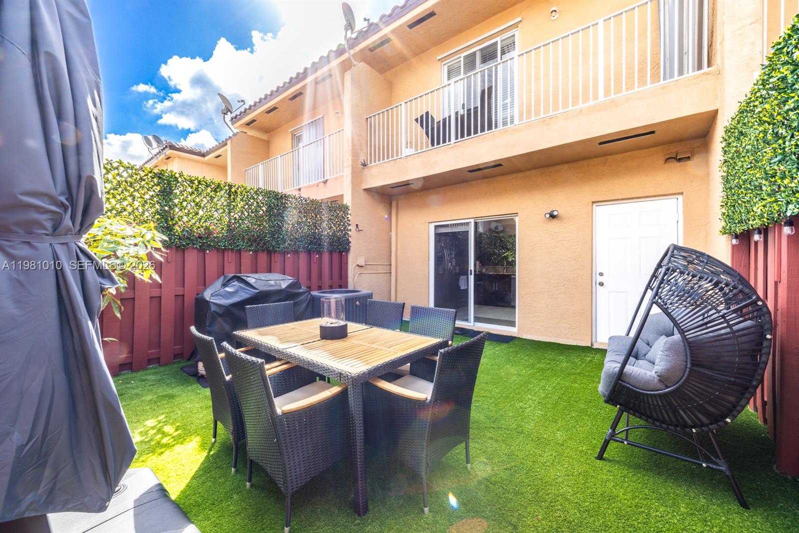 VILLAS CANARIAS CONDO - Residential