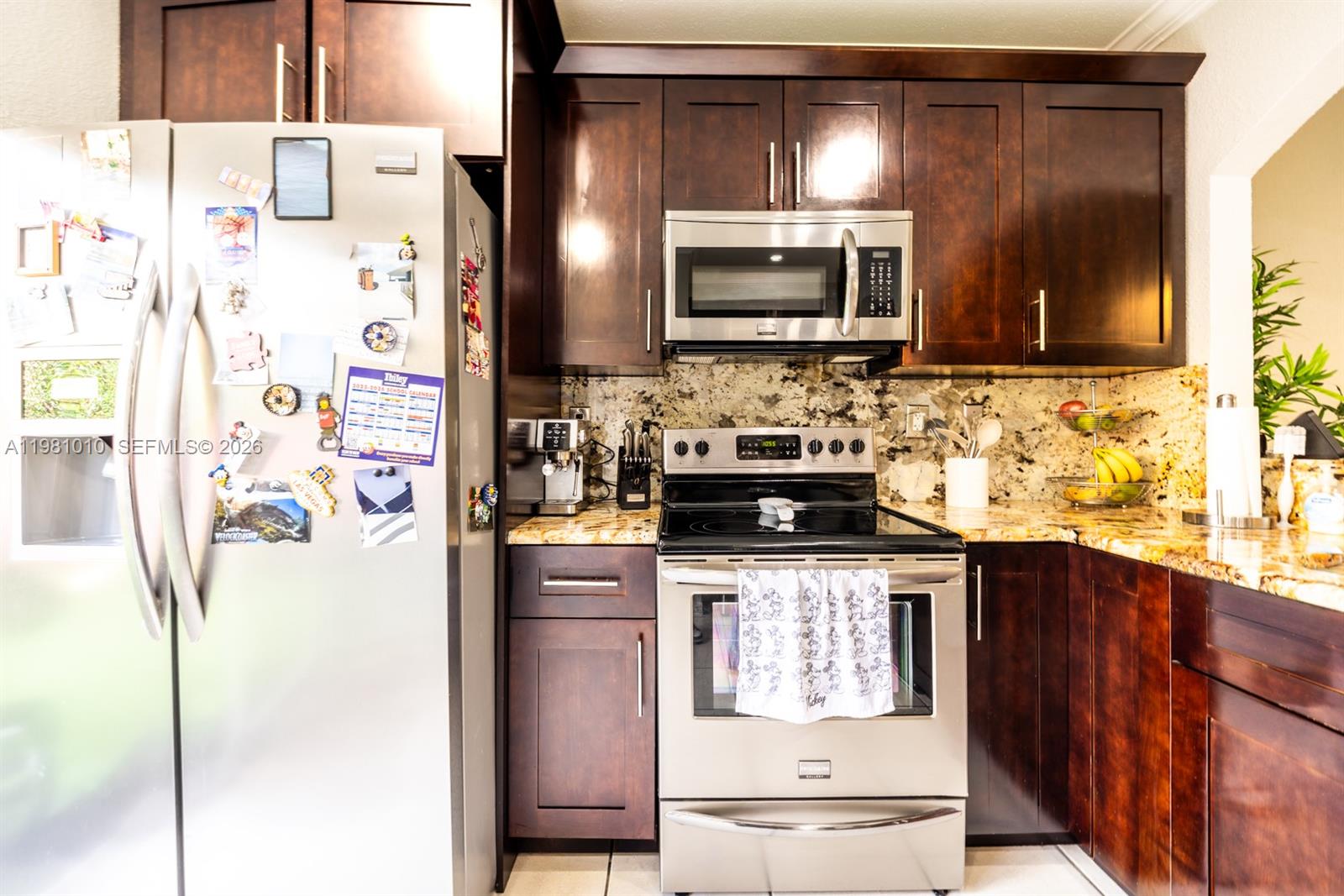 VILLAS CANARIAS CONDO - Residential