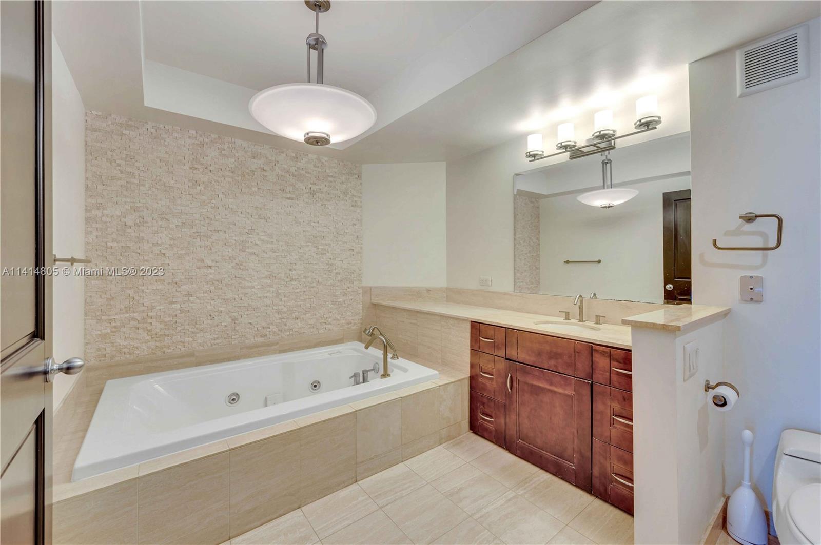 2800 ISL BLVD WILLIAMS IS - Residential Lease