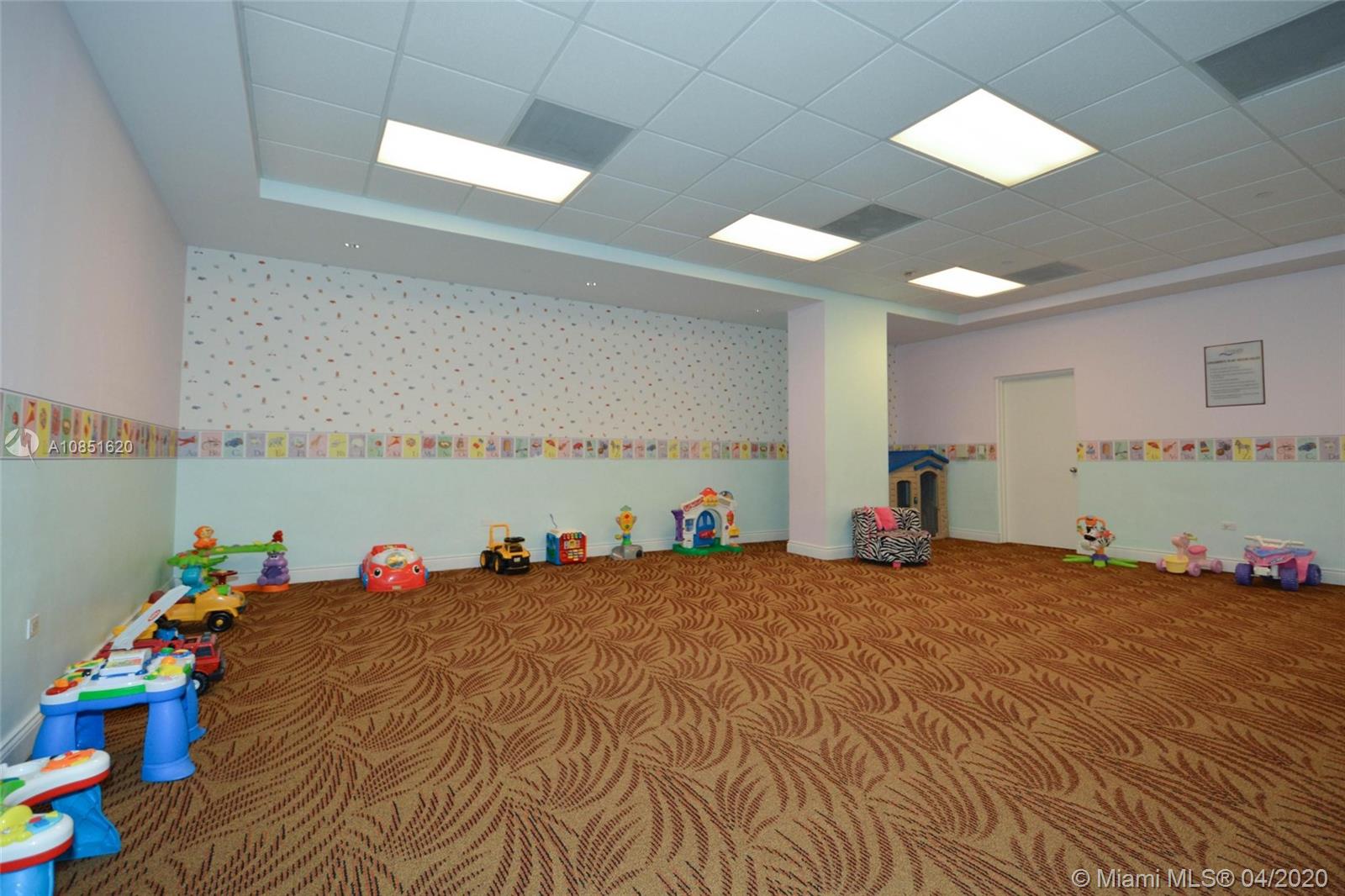 COURTS BRICKELL KEY CONDO - Residential Lease