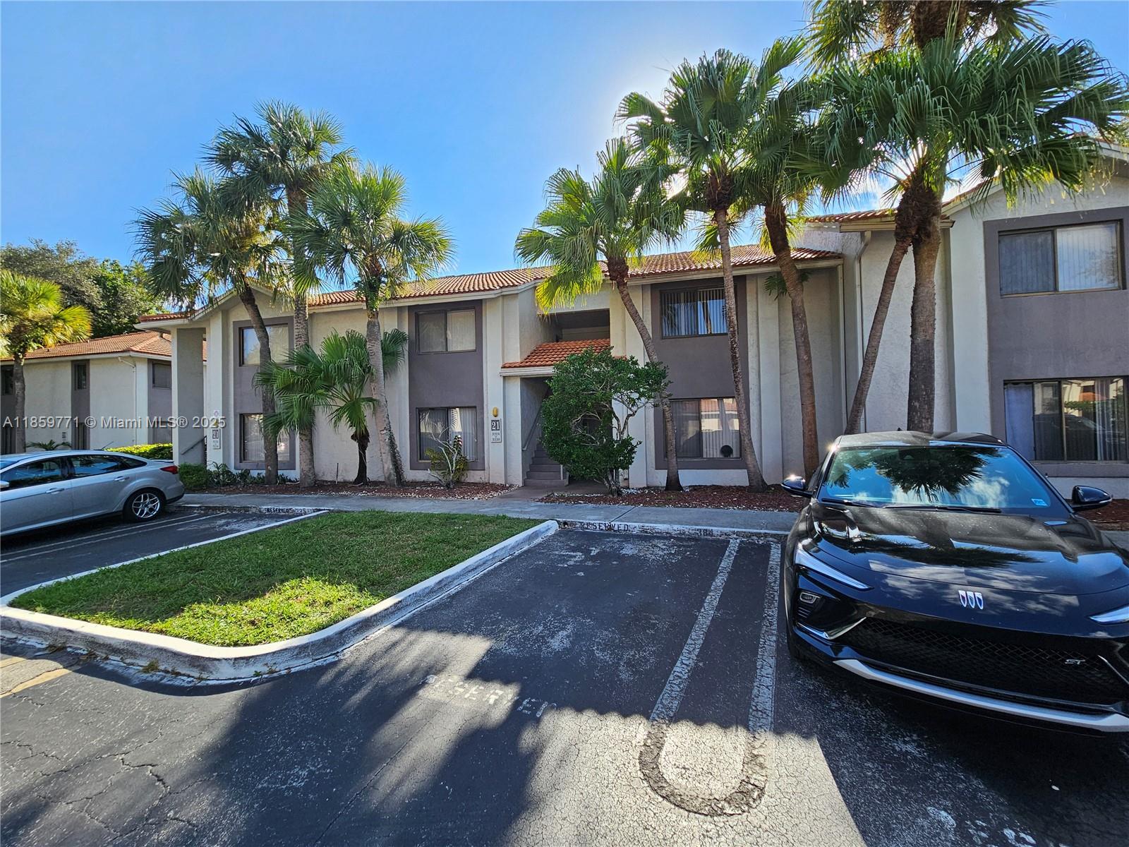 3228 Coral Lake Ln 3228