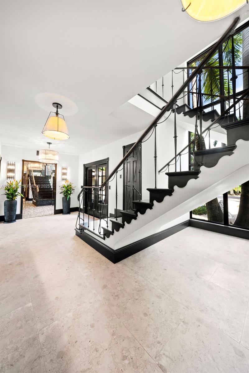 BELLE MEADE ISLAND - Residential