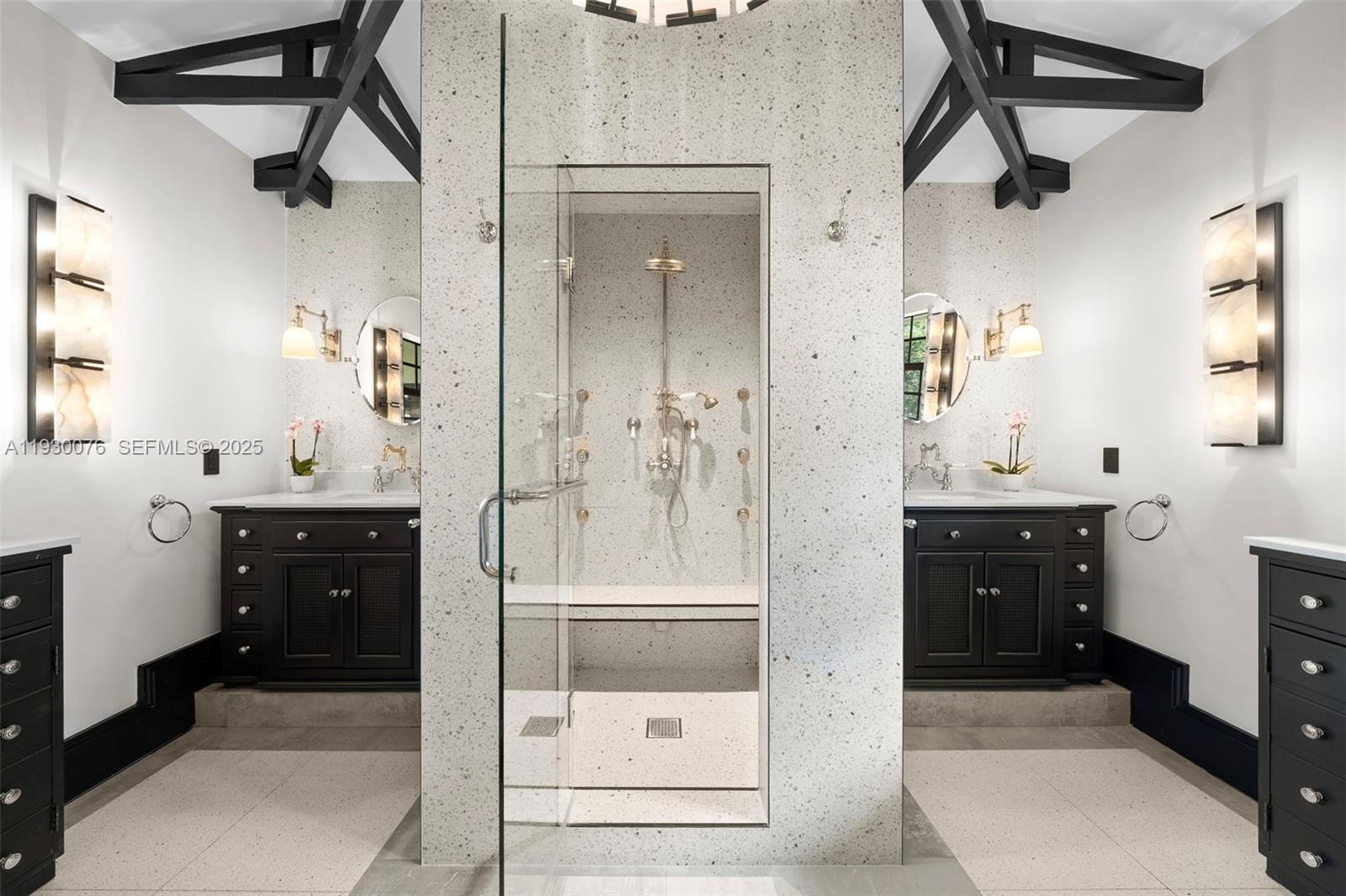 BELLE MEADE ISLAND - Residential