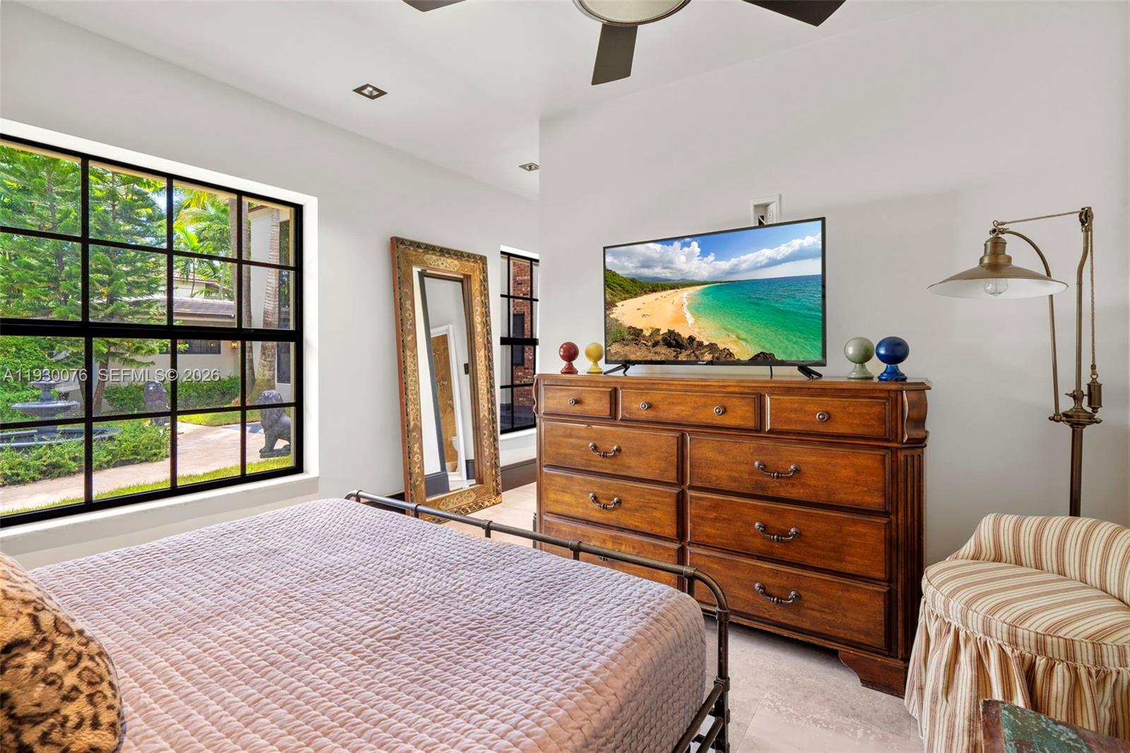 BELLE MEADE ISLAND - Residential