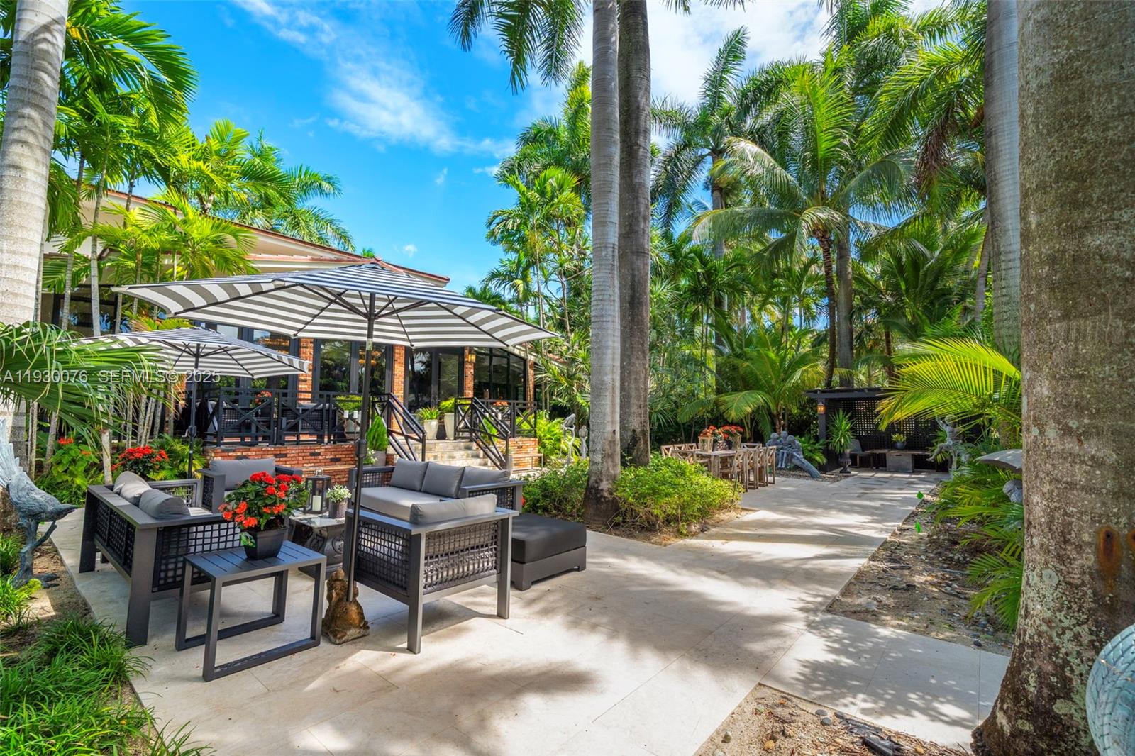 BELLE MEADE ISLAND - Residential