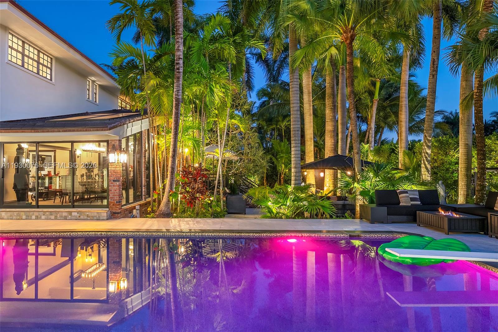 BELLE MEADE ISLAND - Residential