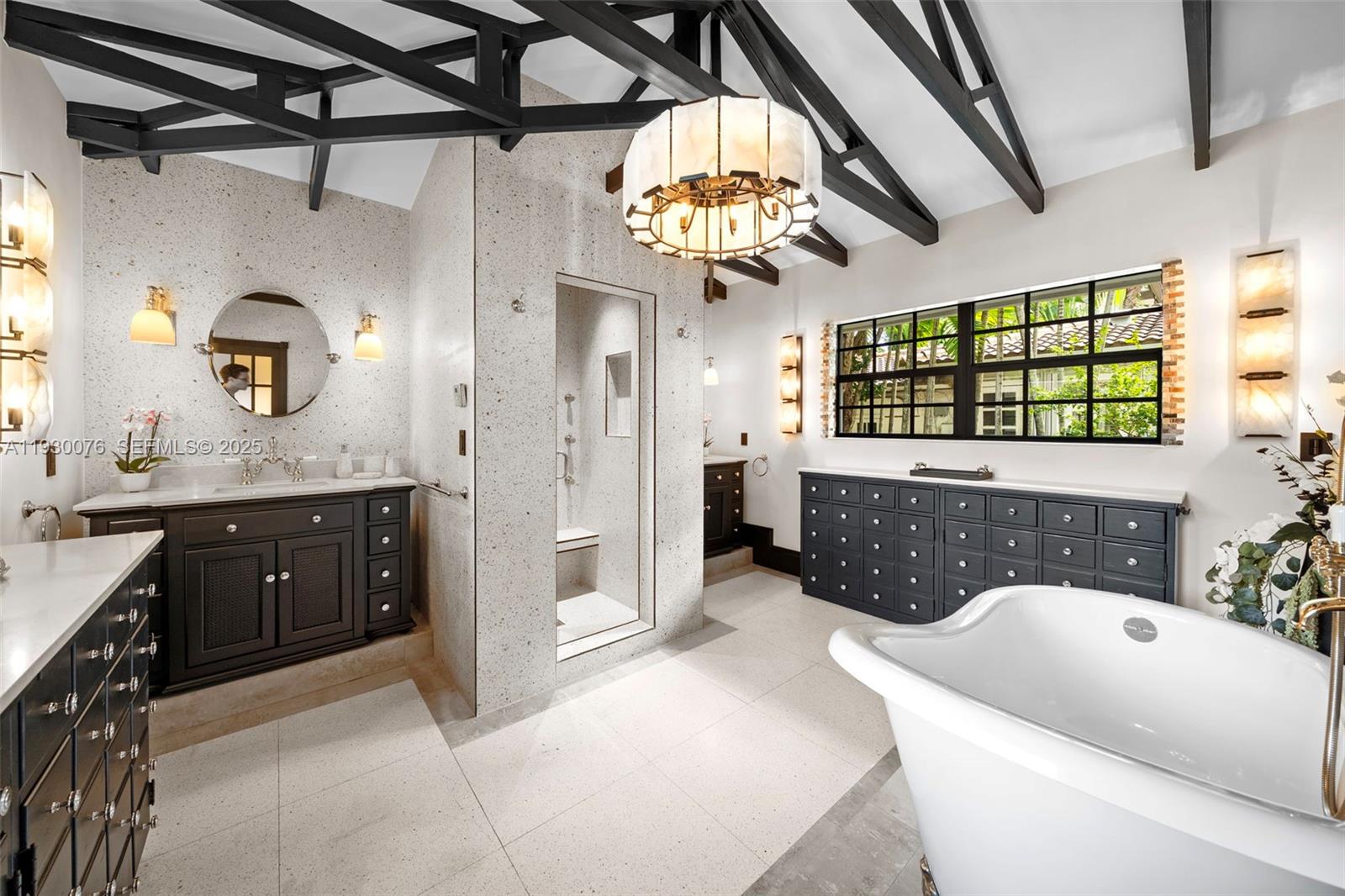 BELLE MEADE ISLAND - Residential