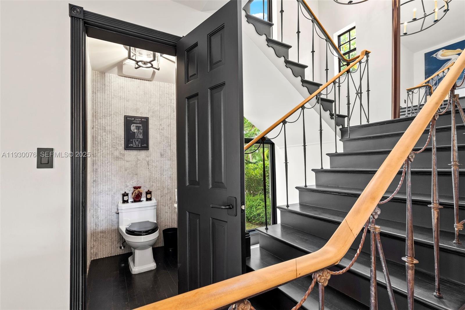 BELLE MEADE ISLAND - Residential