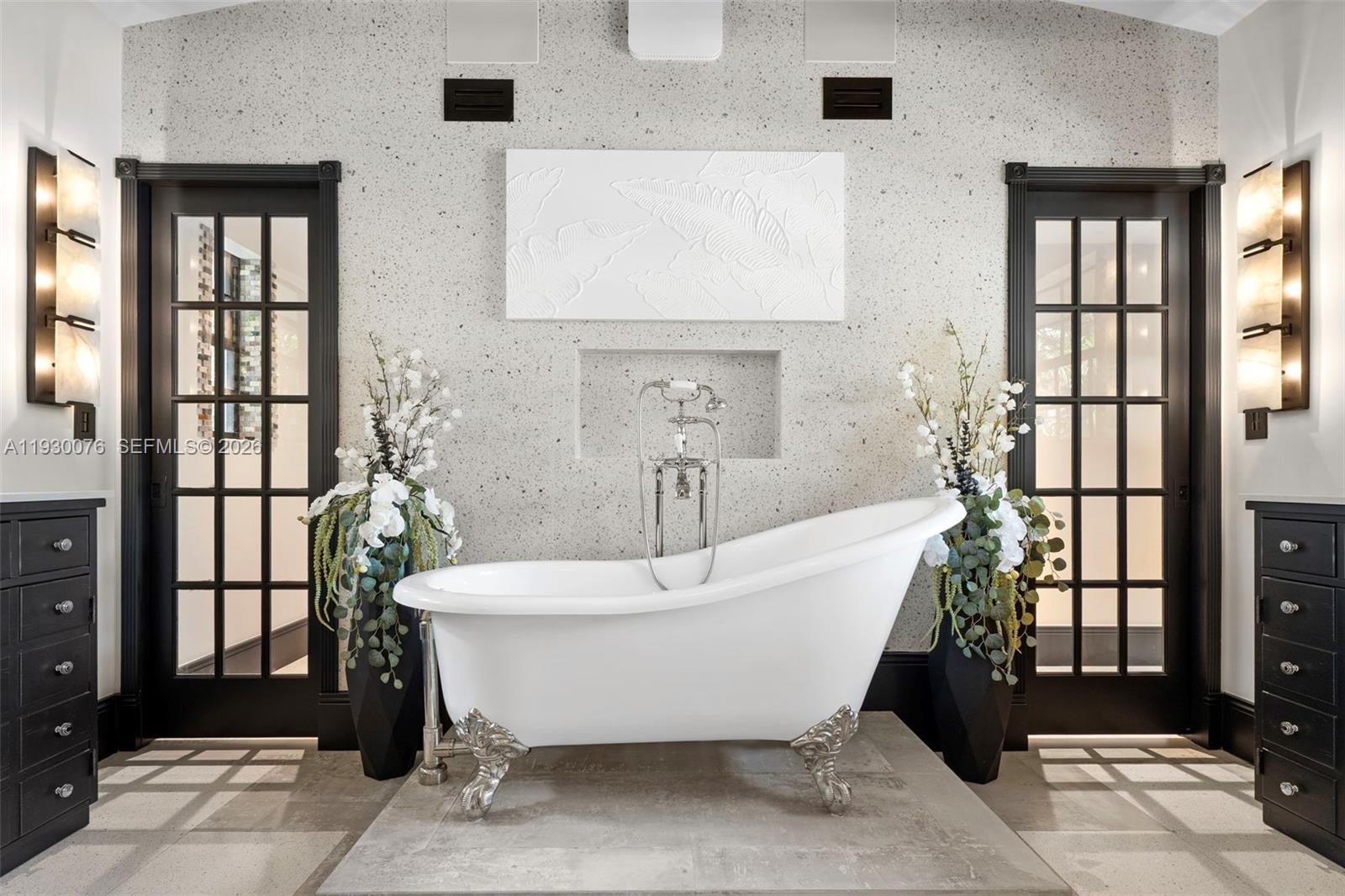 BELLE MEADE ISLAND - Residential