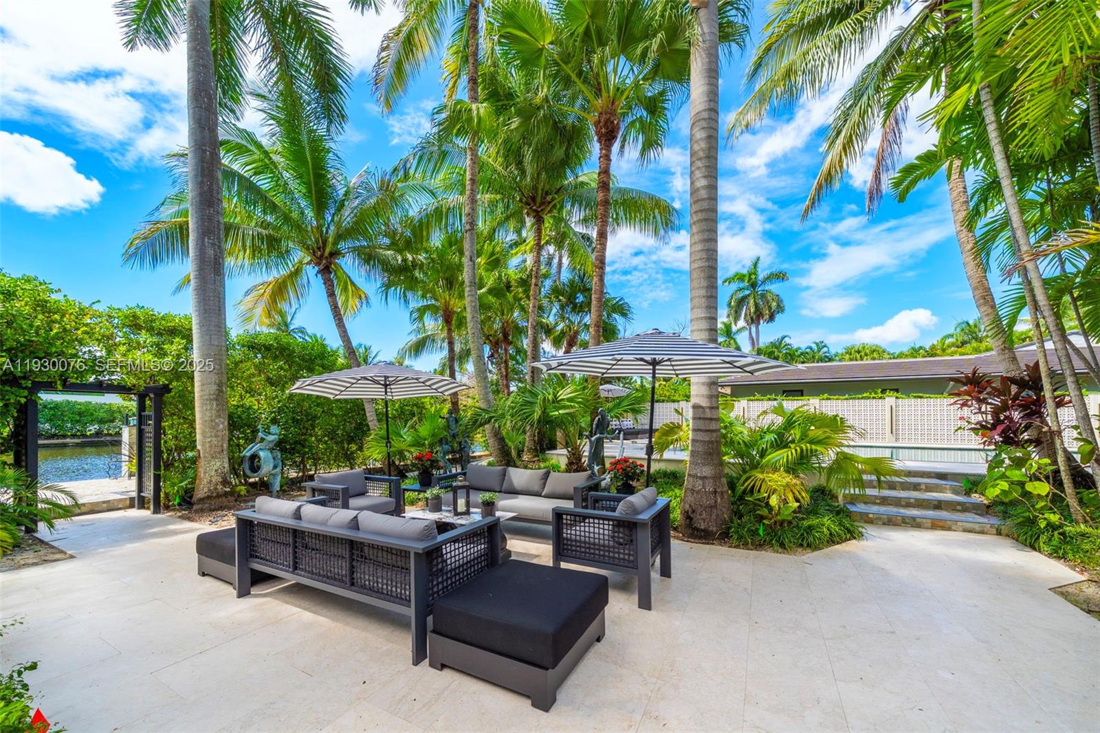 BELLE MEADE ISLAND - Residential