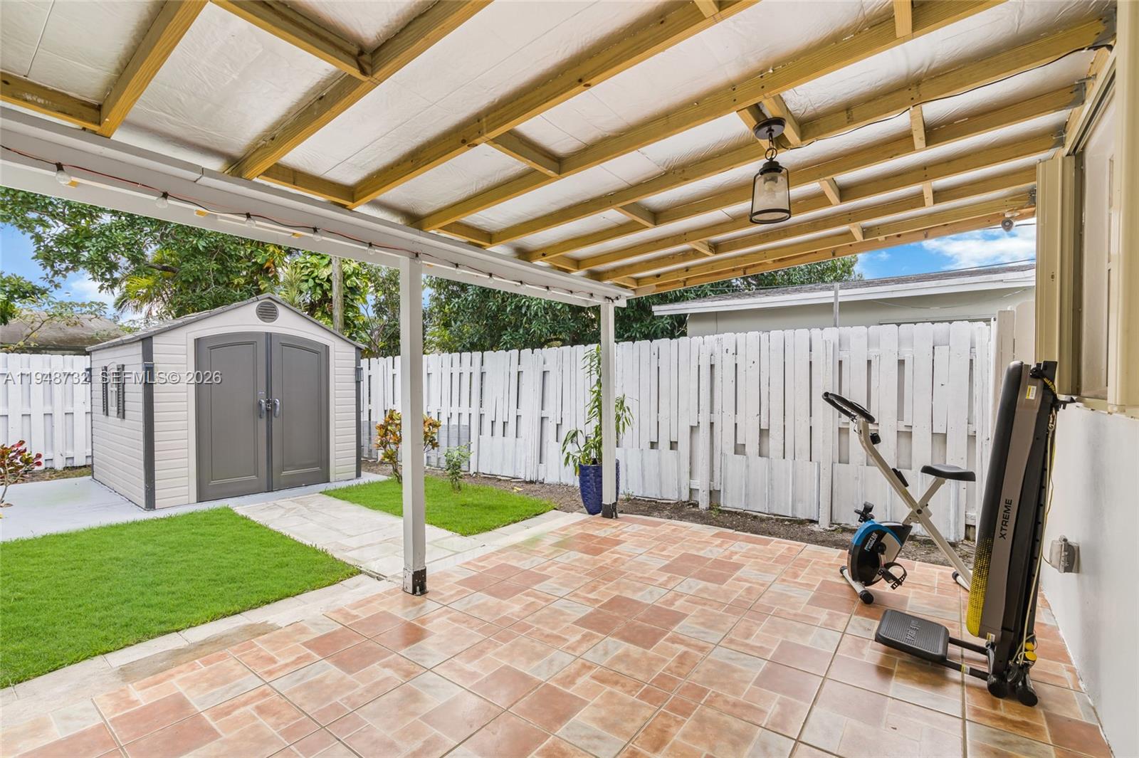 SUNRISE GOLF VILLAGE - Residential