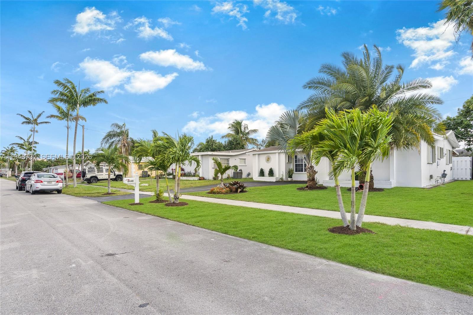 SUNRISE GOLF VILLAGE - Residential