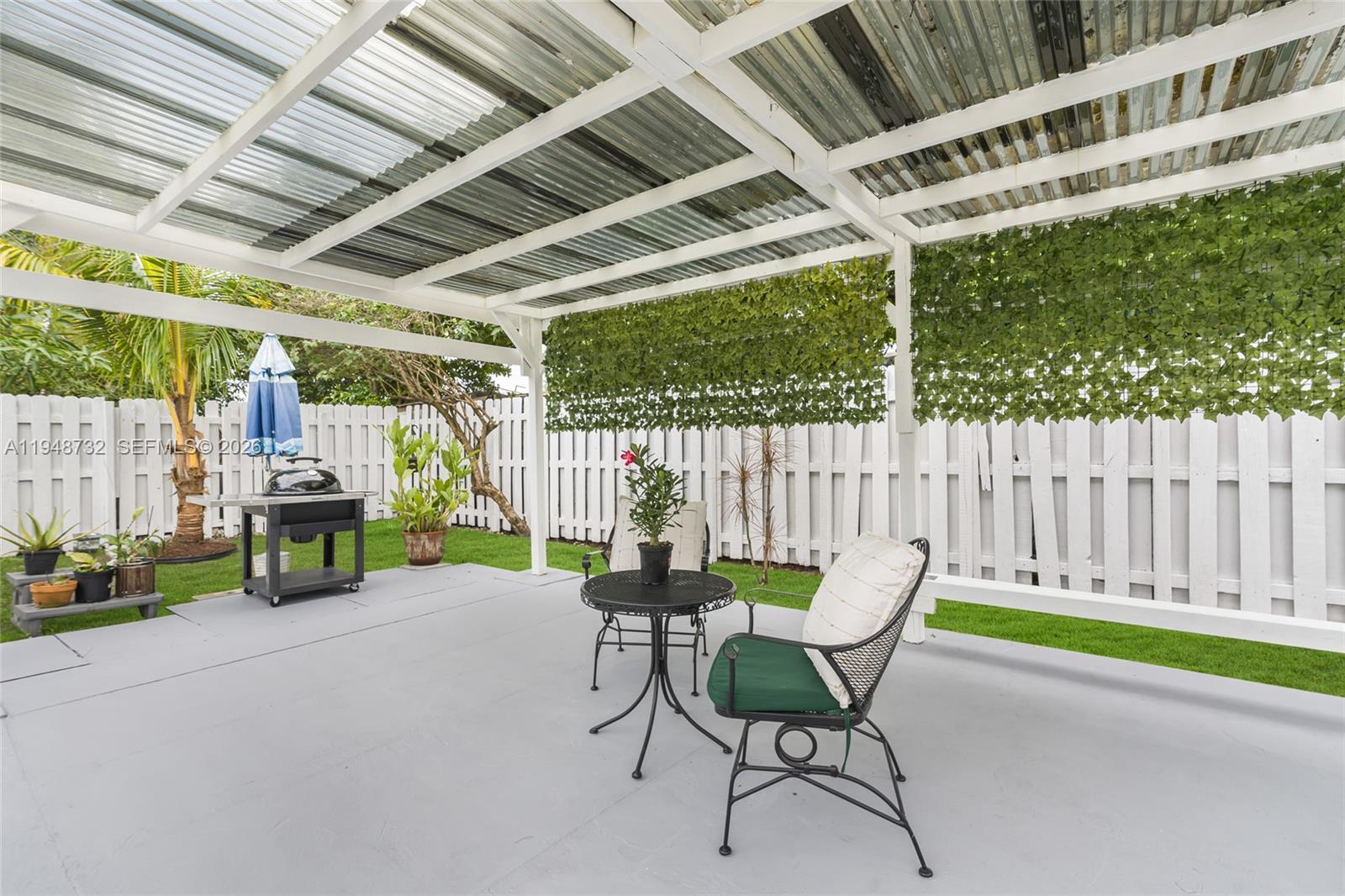 SUNRISE GOLF VILLAGE - Residential