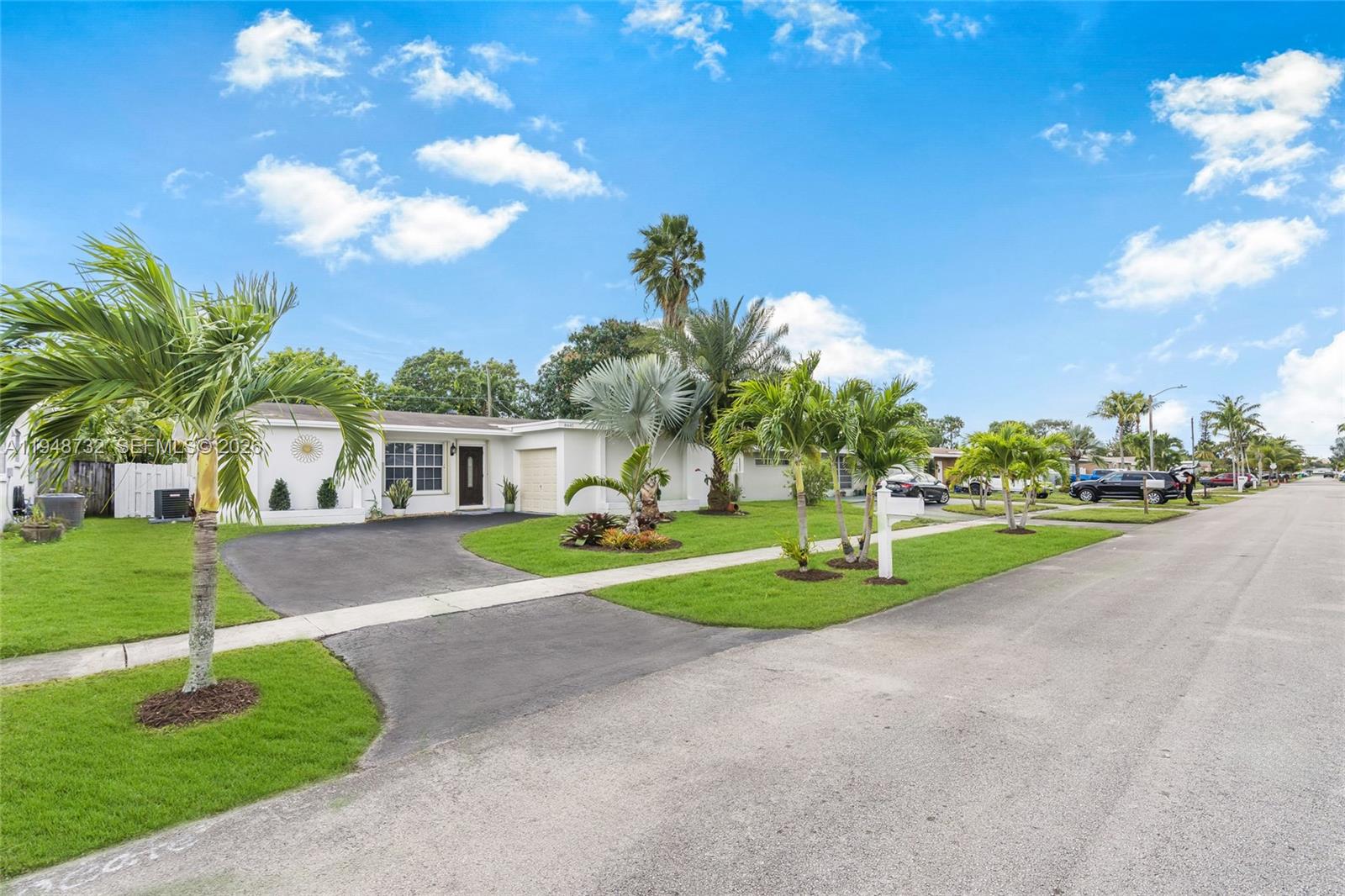 SUNRISE GOLF VILLAGE - Residential