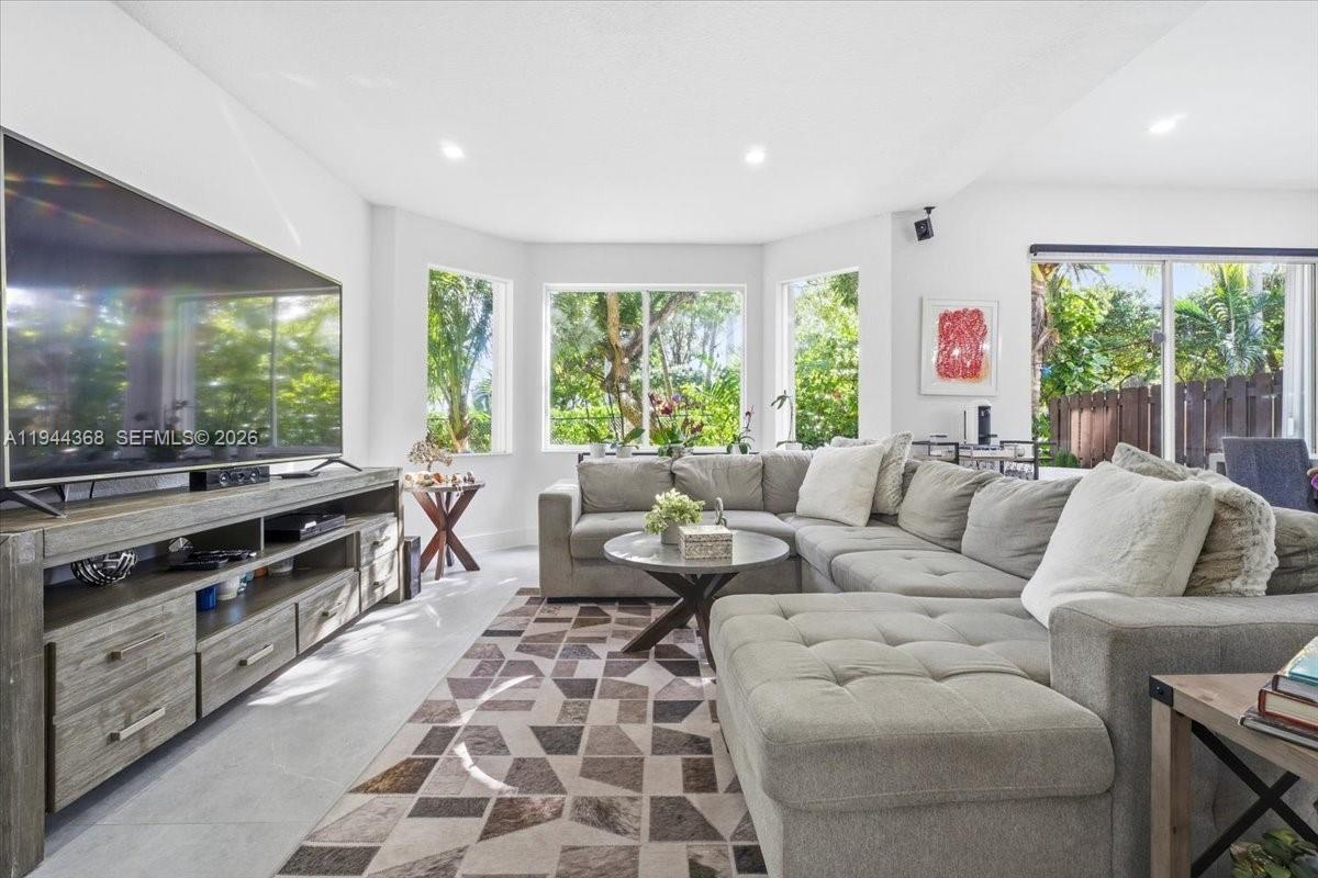 DORAL ISLES MARTINIQUE - Residential