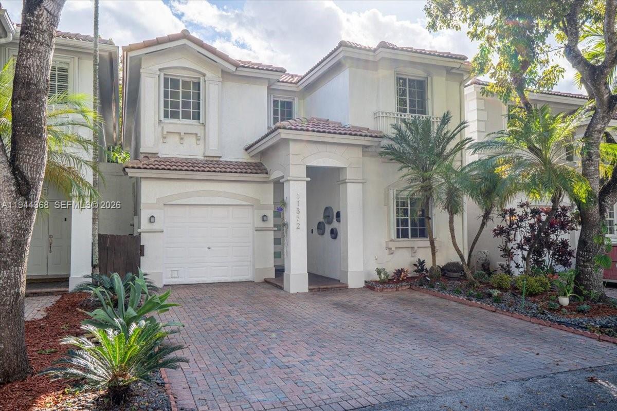 DORAL ISLES MARTINIQUE - Residential