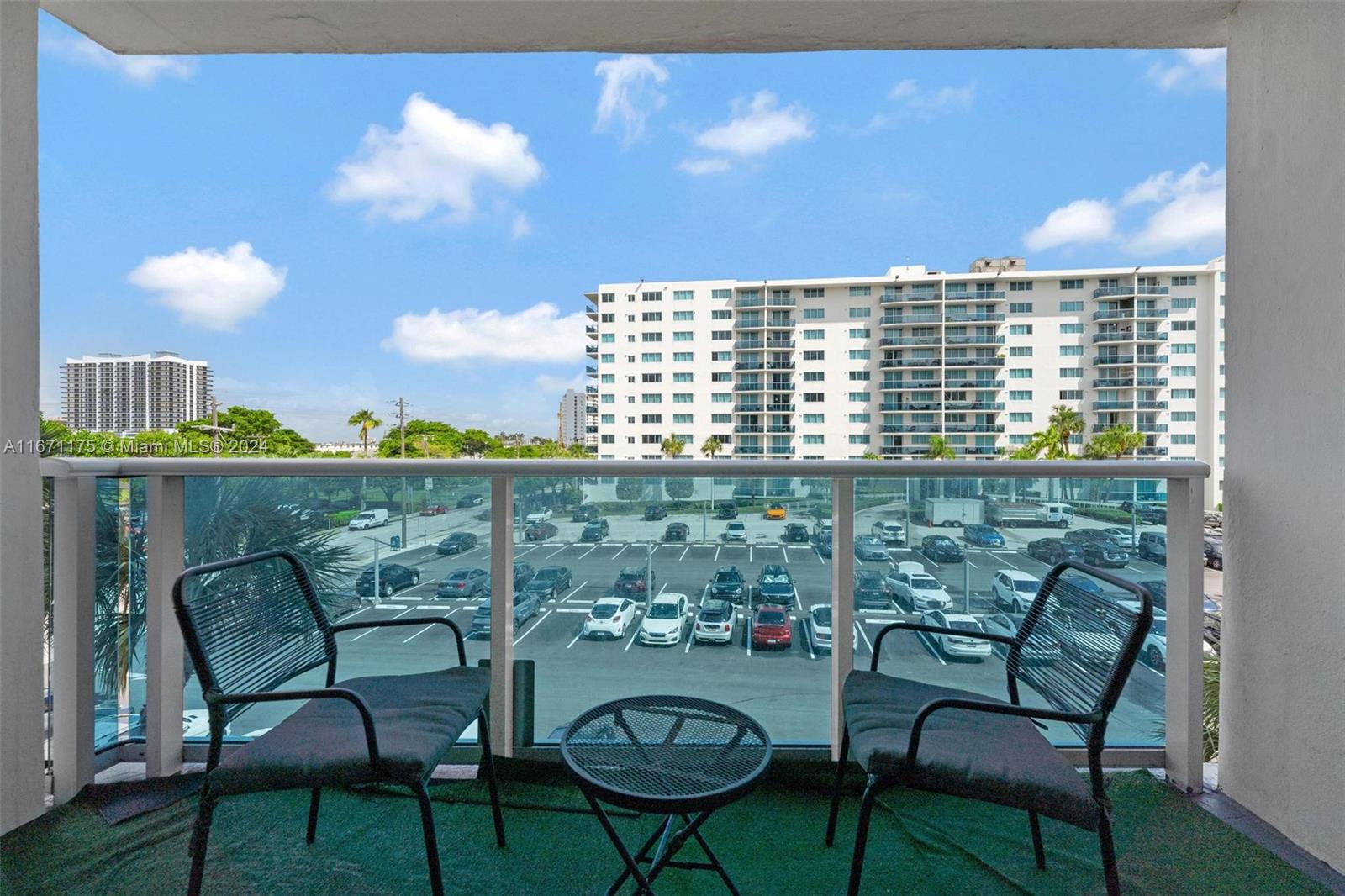 Property for Sale at 7501 E Treasure Dr 3M, North Bay Village, Miami-Dade County, Florida - Bedrooms: 2 
Bathrooms: 1  - $295,000