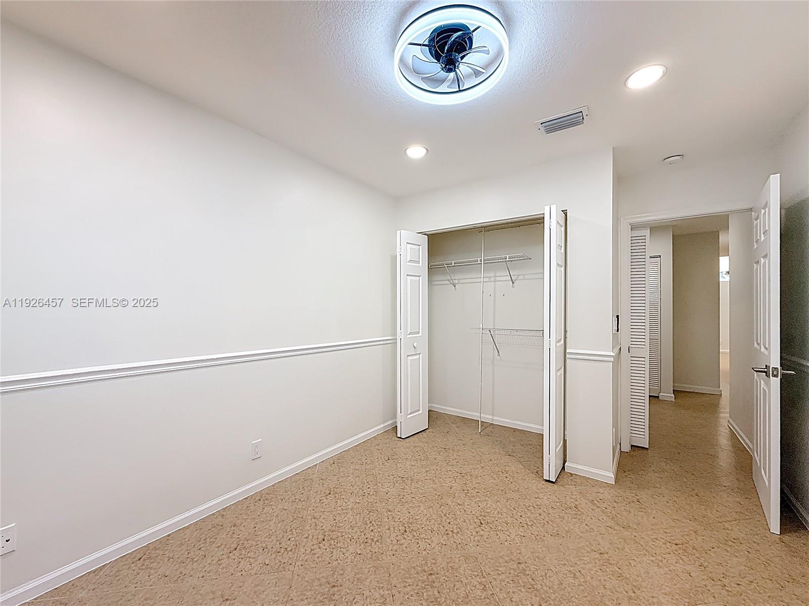 SILVER LAKES PHASE III - Residential Lease