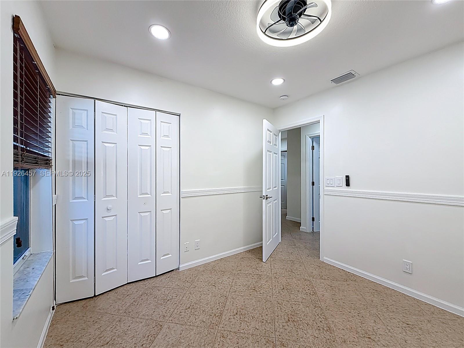 SILVER LAKES PHASE III - Residential Lease