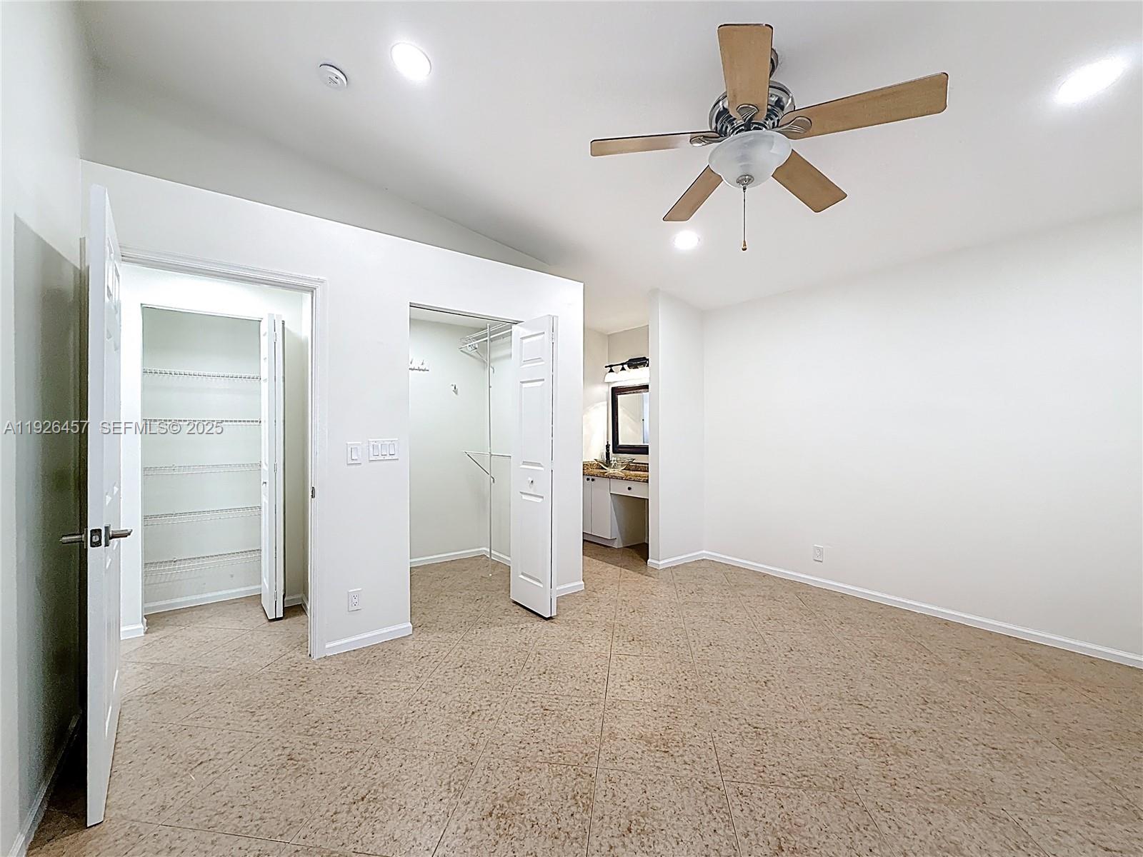 SILVER LAKES PHASE III - Residential Lease