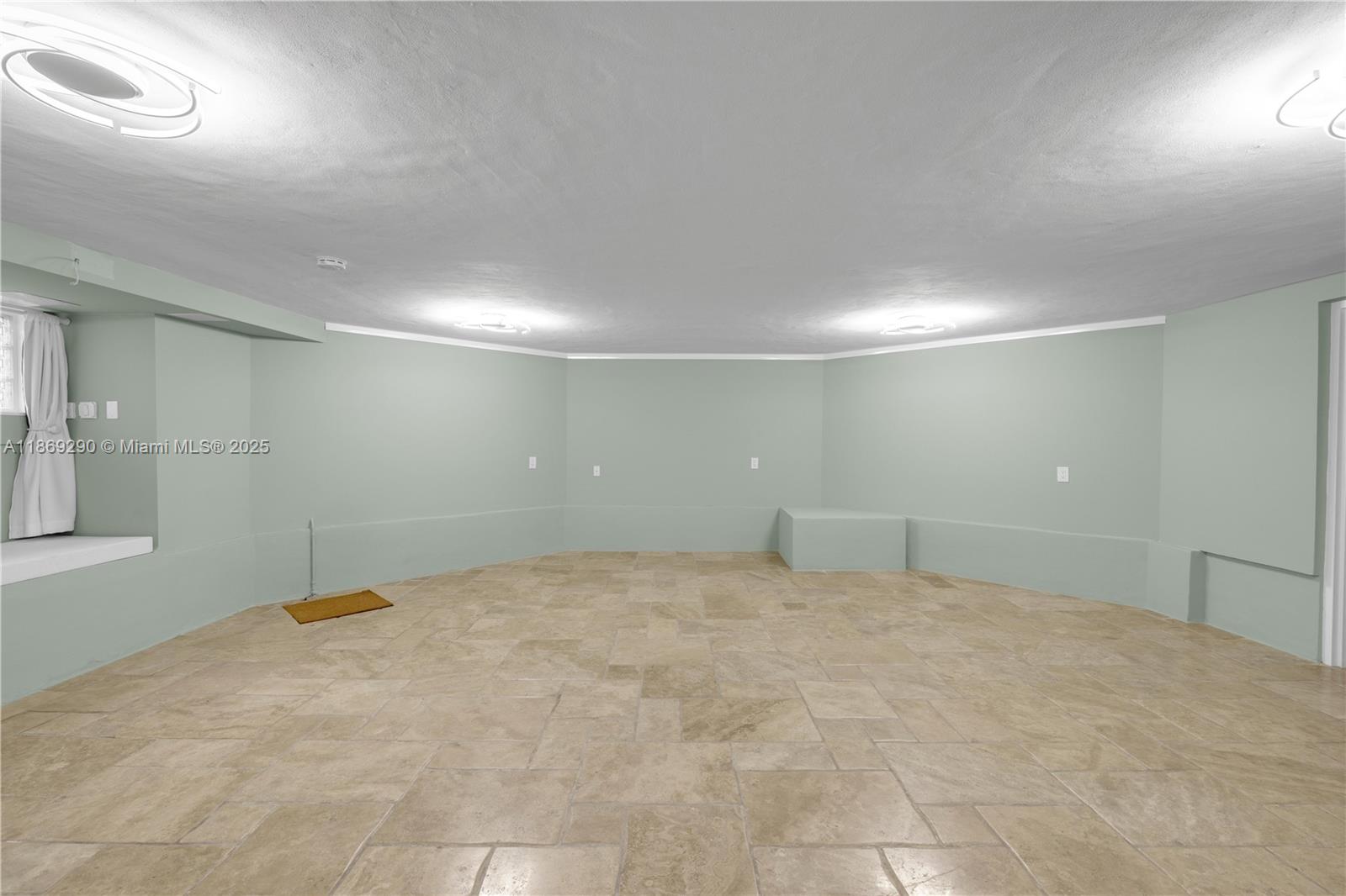 Deering Bay Estates - Residential