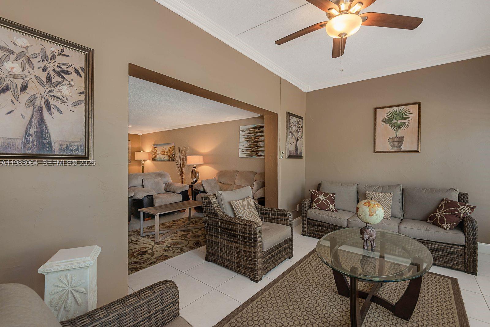 GARNET CONDO - Residential