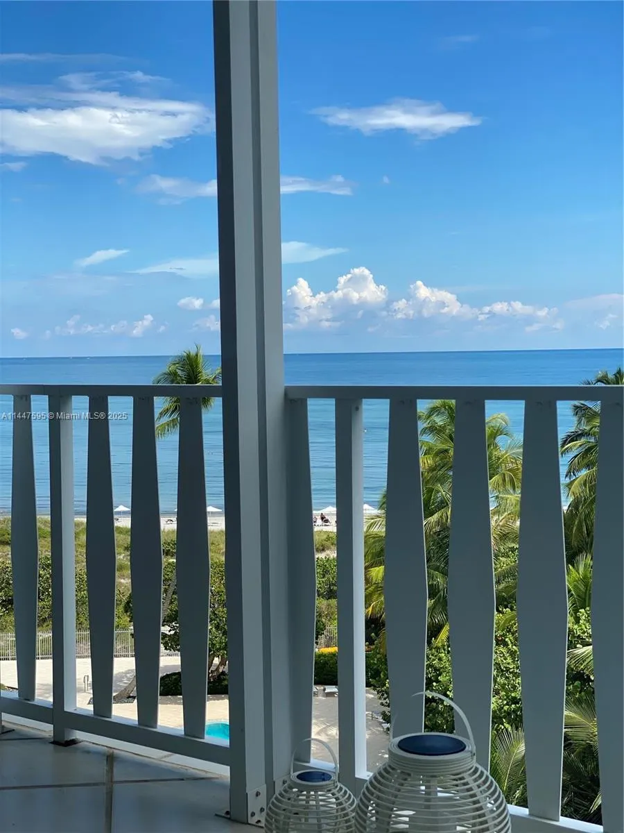 Key Biscayne, Florida 33149, United States, 2 Bedrooms Bedrooms, ,2 BathroomsBathrooms,Residential,Active,70815