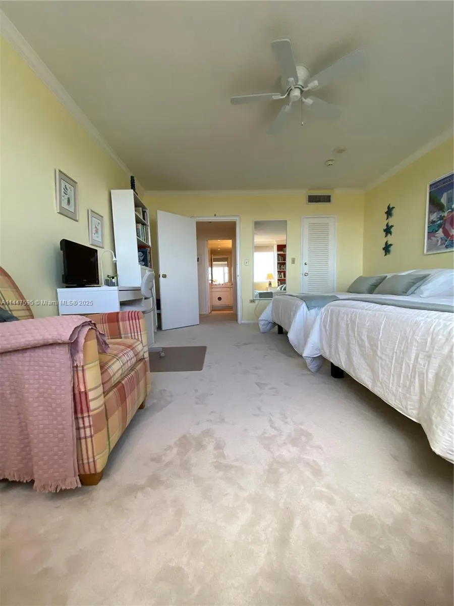 Key Biscayne, Florida 33149, United States, 2 Bedrooms Bedrooms, ,2 BathroomsBathrooms,Residential,Active,70815