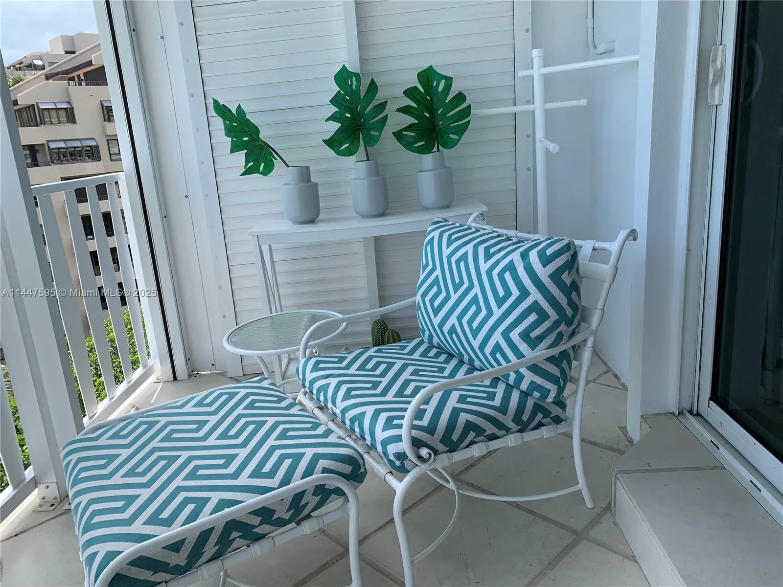 Key Biscayne, Florida 33149, United States, 2 Bedrooms Bedrooms, ,2 BathroomsBathrooms,Residential,Active,70815