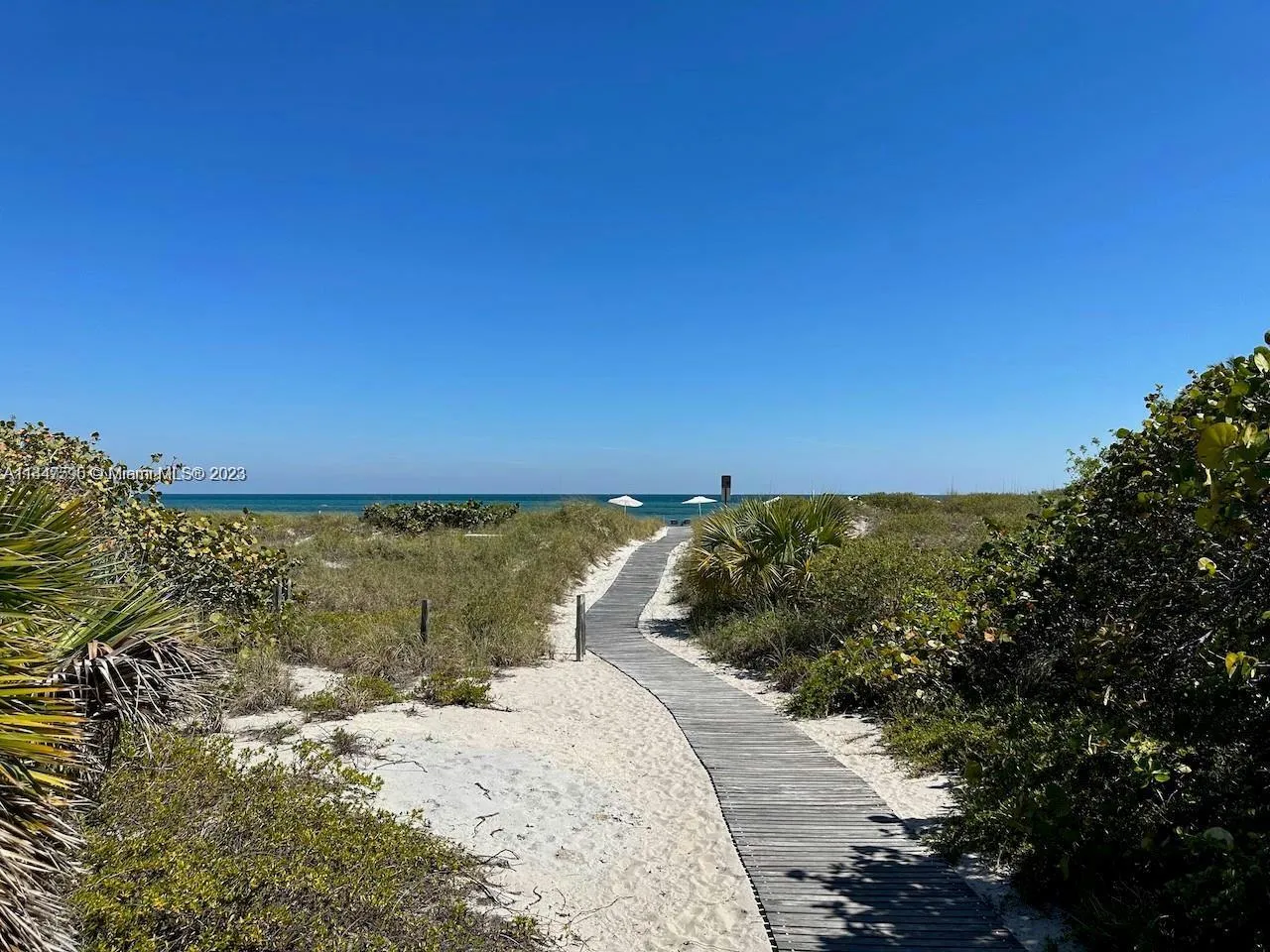 Key Biscayne, Florida 33149, United States, 2 Bedrooms Bedrooms, ,2 BathroomsBathrooms,Residential,Active,70815