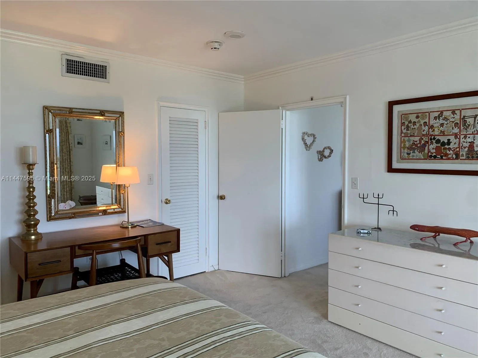 Key Biscayne, Florida 33149, United States, 2 Bedrooms Bedrooms, ,2 BathroomsBathrooms,Residential,Active,70815