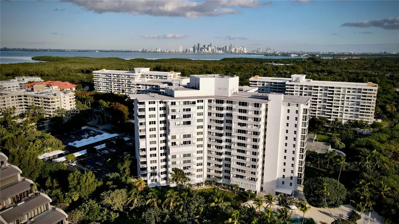 Key Biscayne, Florida 33149, United States, 2 Bedrooms Bedrooms, ,2 BathroomsBathrooms,Residential,Active,70815