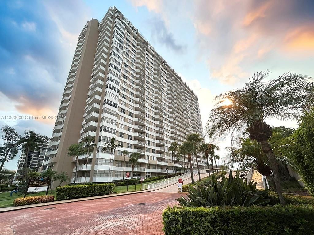 Photo of 1985 S Ocean Dr #15G, Hallandale Beach, FL 33009 (MLS # A11863000)