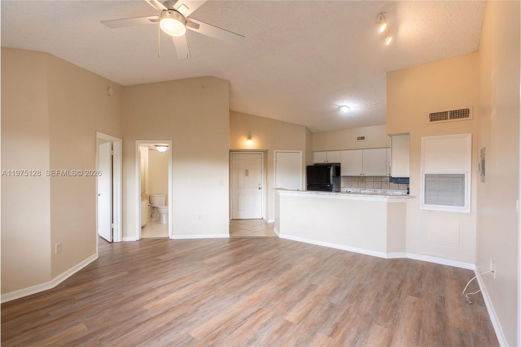 Photo of 2445 SW 18th Ter #123, Fort Lauderdale, FL 33315 (MLS # A11975128)