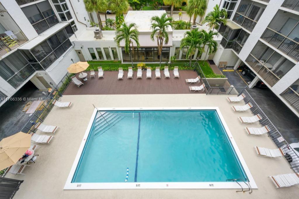 LE CARTIER CONDO - Residential